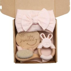 Pastellfarbenes Babyparty-Geschenkset – Entzückende Essentials für Neugeborene