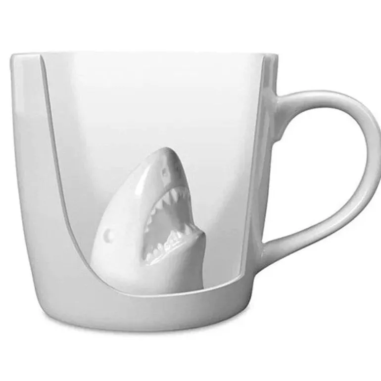 Personalisierte 3D-Kaffeetasse mit Hai-Attacke – Keramiktasse für das Homeoffice