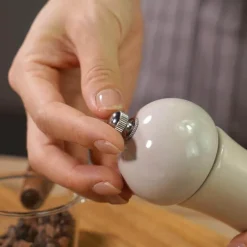 Pfeffermühle aus Keramik – verstellbare Gewürzmühle zum Würzen