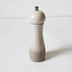 Pfeffermühle aus Keramik – verstellbare Gewürzmühle zum Würzen