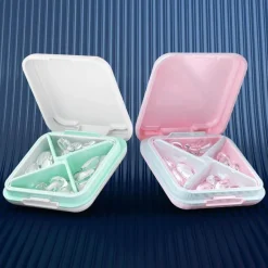 Pillendose mit 4 Fächern – Reisekapselhülle für Medikamente