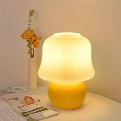Pilz Tischlampe - Sanft leuchtendes Nachtlicht Dekor