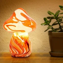 Pilzlampe aus Buntglas – Einzigartige dekorative Leuchte