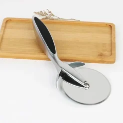 Pizzaschneidermesser aus Edelstahl – Back- und Kochwerkzeug