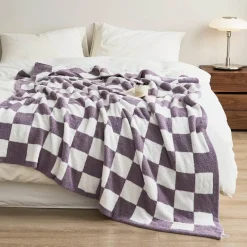 Plüschdecke mit Schachbrettmuster – weicher Überwurf für Sofa und Heimdekoration