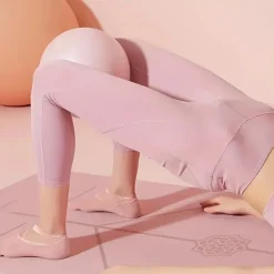 Premium Pilates Ball – 9,84" Mini Balance Ball für Yoga & Training