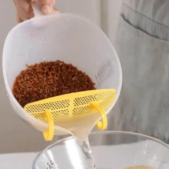 Präzisions-Messbecher mit Filter für präzises Backen und Kochen