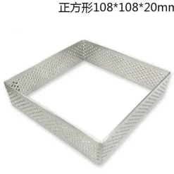 Quadratische und rechteckige Kuchenformen aus Edelstahl zum Selbstbacken und Dekorieren