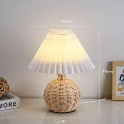 Rattan-Tischlampe – Stilvolles Beleuchtungsdekor für Zuhause