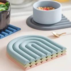 Regenbogen-Untersetzer-Set aus Silikon – hitzebeständige Tischsets für die Küche