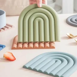 Regenbogen-Untersetzer-Set aus Silikon – hitzebeständige Tischsets für die Küche
