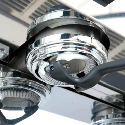 Reinigungsbürste für Espressomaschinen. Unverzichtbares Mahlwerk-Zubehör für optimale Kaffeepflege.