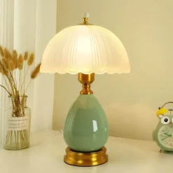 Retro Keramik Tischlampe - Vintage Wohnbeleuchtung Dekor