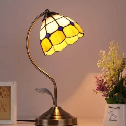 Retro Tiffany Tischlampe - Vintage Glasbeleuchtung