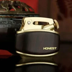 Retro-Sturmfeuerzeug – Kompaktes Ein-Klick-Zündwerkzeug