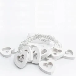 Romantische Lichterkette in Herzform aus Holz – Dekorative Lichterkette für die Inneneinrichtung