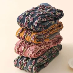 Rosalie Kniestrümpfe – Stilvolle und bequeme Strumpfwaren