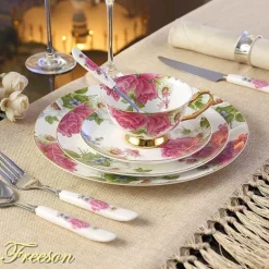 Royal Bone China Geschirrset - Europäischer Pastoralstil mit Besteck