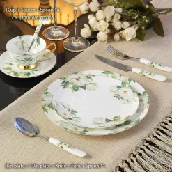 Royal Bone China Geschirrset - Europäischer Pastoralstil mit Besteck
