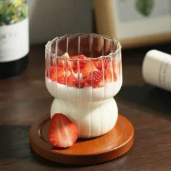 Runde Teetasse aus Glas mit Fliege – Stilvoller Zitronenwasserbecher