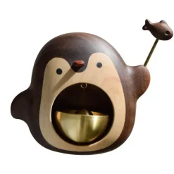 Rustikale Türklingel aus Massivholz – süße Hängedekoration