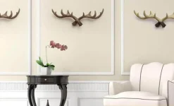 Rustikaler Kleiderhaken aus Geweih – Charmante Wanddekoration für Ihr Zuhause
