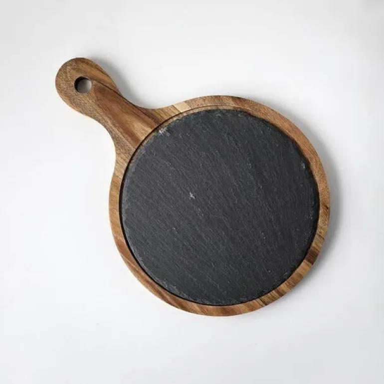 Rustikaler Snackteller aus Holz – rundes Serviertablett