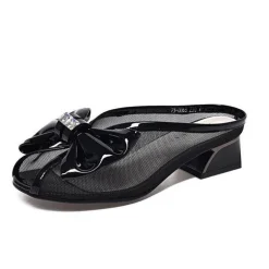 Sandalen mit Schleife – bequeme Sommer-Absätze