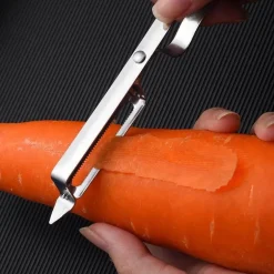 Schäler aus Edelstahl – Multifunktionales Küchengerät mit leicht zu reinigendem Design