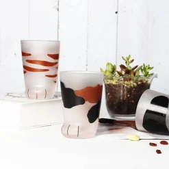 Schnapsglas mit Katzenpfote – Neuartiger Katzenkrallenbecher