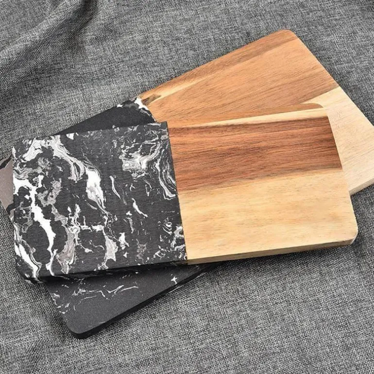 Schneidebrett aus Marmor-Akazienholz – Elegante Schneidefläche für die Küche