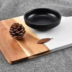 Schneidebrett aus Marmor-Akazienholz – Elegante Schneidefläche für die Küche