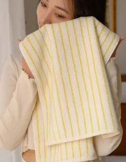 Schnelltrocknendes Ananas-Handtuch – Tropisches Strandhandtuch