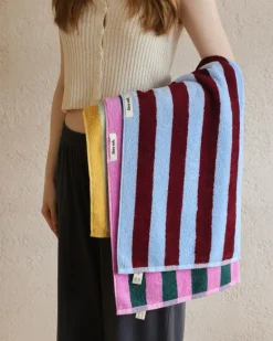 Schnelltrocknendes Ananas-Handtuch – Tropisches Strandhandtuch