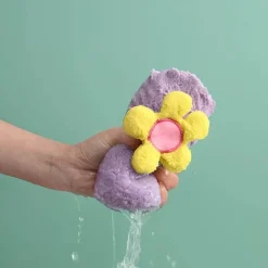 Schnelltrocknendes Handtuch aus Korallenfleece – weich, saugfähig und ideal für den täglichen Gebrauch