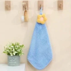 Schnelltrocknendes Handtuch aus Korallenfleece – weich, saugfähig und ideal für den täglichen Gebrauch