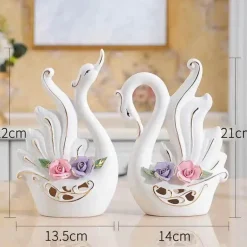 Schwanenskulpturenpaar - Elegantes Hochzeitsdekor