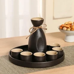 Schwarzer Weinwärmer aus Keramik für Sake – handgefertigtes japanisches Design