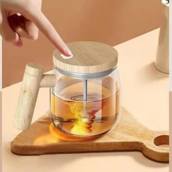 Selbstrührender Kaffeebecher – Easy Mix Getränkespender