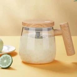 Selbstrührender Kaffeebecher – Easy Mix Getränkespender