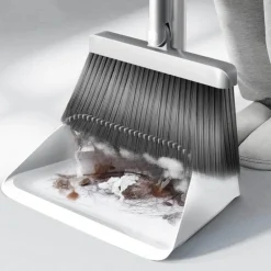 Self-Cleaning Foldable Broom Dustpan - Innovative Cleaning Tool