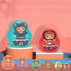 Set aus ineinander stapelbaren Matroschka-Puppen – buntes Lernspielzeug für Kinder