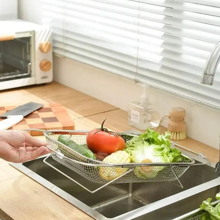Siebgestell über der Spüle – platzsparender Küchen-Organizer