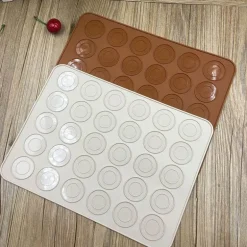 Silikon-Macaron-Matte - Backblech mit 30 Mulden für Gebäck