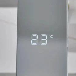 Smart Sensor Wasserhahn - Energieeffiziente Digitalanzeige