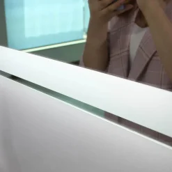 Smarter LED-Bluetooth-Badezimmerspiegel – Rahmenloses Design