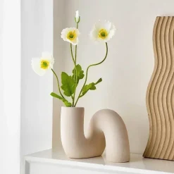 Solis Keramikvase – Eleganter Akzent für die Inneneinrichtung
