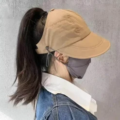 Sonnenschutzhut – Stylischer Sommermaskenhalter