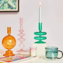 Spiralförmige Kerzenhalter – Modernes geometrisches Dekor