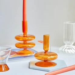 Spiralförmige Kerzenhalter – Modernes geometrisches Dekor